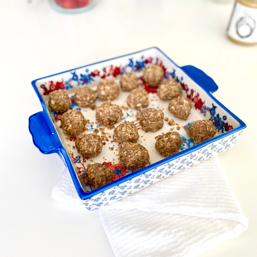 Natural Peanut Butter Oat Balls